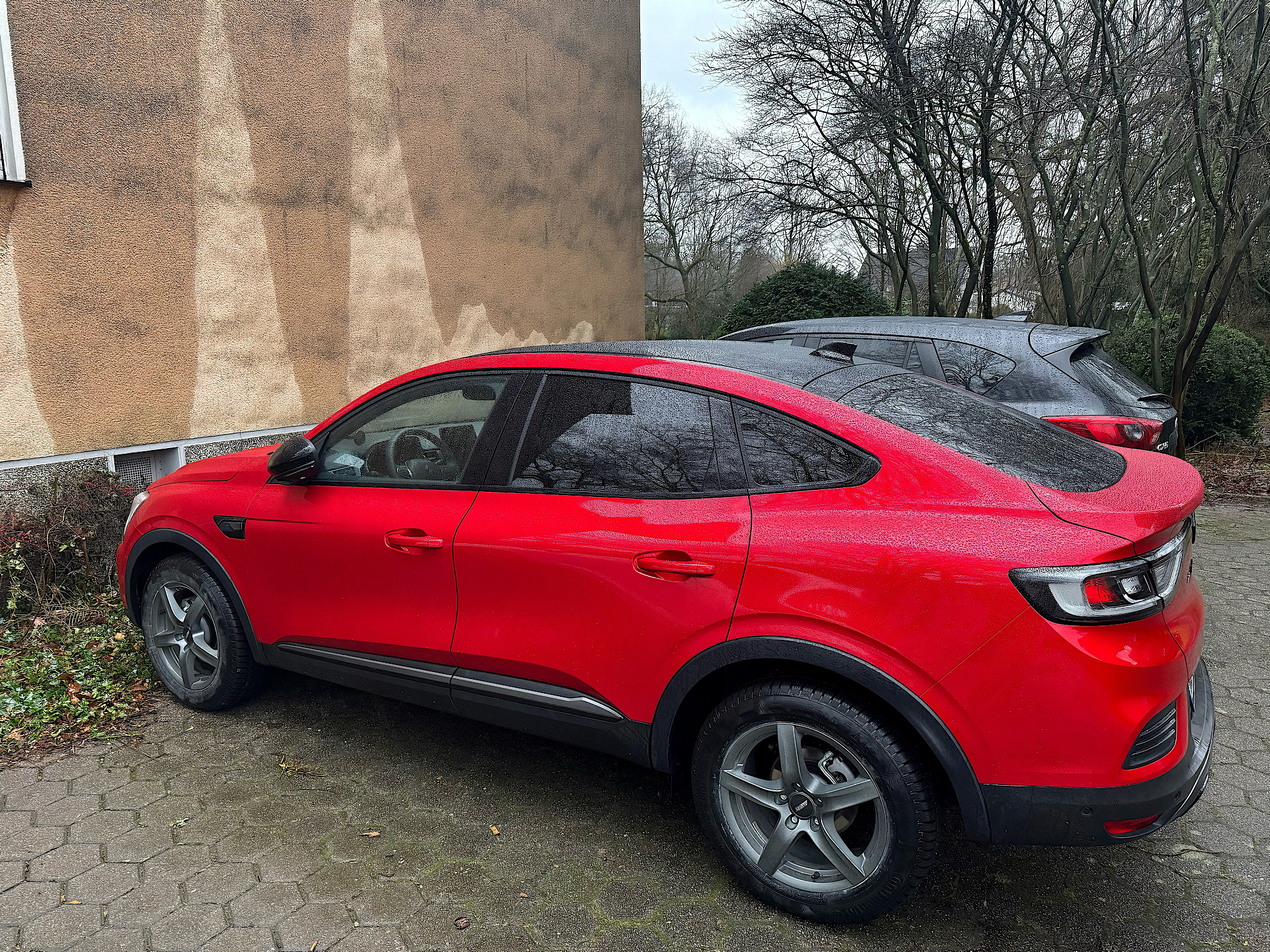 Reifenwechsel auf Winterreifen mit neuen Felgen